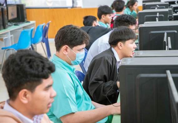 ภาพกิจกรรม   คณะวิทยาศาสตร์และเทคโนโลยี จัดค่ายวิทยาศาสตร์สัญจร ปีการศึกษา 2566  โรงเรียนลานกระบือวิทยา