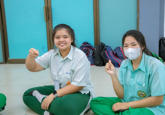ภาพกิจกรรม   คณะวิทยาศาสตร์และเทคโนโลยี จัดค่ายวิทยาศาสตร์สัญจร ปีการศึกษา 2566  โรงเรียนลานกระบือวิทยา