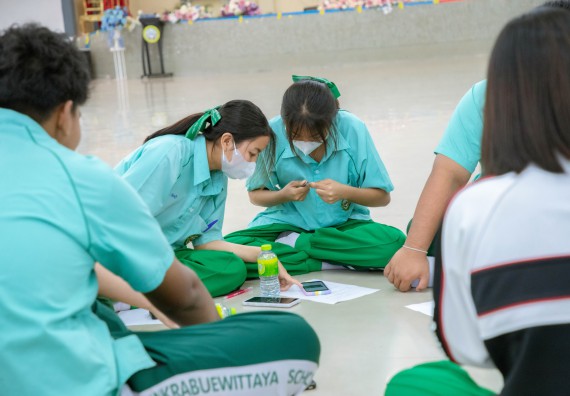 ภาพกิจกรรม   คณะวิทยาศาสตร์และเทคโนโลยี จัดค่ายวิทยาศาสตร์สัญจร ปีการศึกษา 2566  โรงเรียนลานกระบือวิทยา