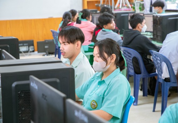 ภาพกิจกรรม   คณะวิทยาศาสตร์และเทคโนโลยี จัดค่ายวิทยาศาสตร์สัญจร ปีการศึกษา 2566  โรงเรียนลานกระบือวิทยา