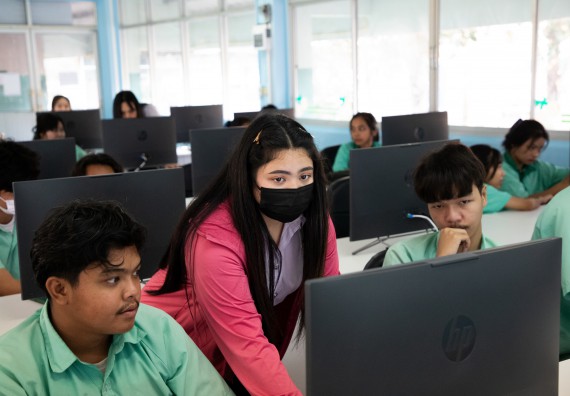 ภาพกิจกรรม คณะวิทยาศาสตร์และเทคโนโลยี จัดค่ายวิทยาศาสตร์สัญจร ปีการศึกษา 2566 ให้กับนักเรียนระดับชั้นมัธยมศึกษาตอนปลาย โรงเรียนโค้งไผ่วิทยา