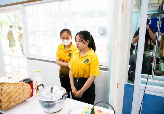 ภาพกิจกรรม คณะวิทยาศาสตร์และเทคโนโลยี จัดค่ายวิทยาศาสตร์สัญจร ปีการศึกษา 2566 ให้กับนักเรียนระดับชั้นมัธยมศึกษาตอนปลาย โรงเรียนโค้งไผ่วิทยา