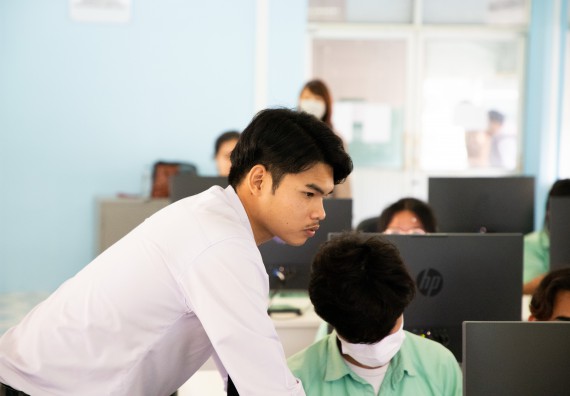 ภาพกิจกรรม คณะวิทยาศาสตร์และเทคโนโลยี จัดค่ายวิทยาศาสตร์สัญจร ปีการศึกษา 2566 ให้กับนักเรียนระดับชั้นมัธยมศึกษาตอนปลาย โรงเรียนโค้งไผ่วิทยา