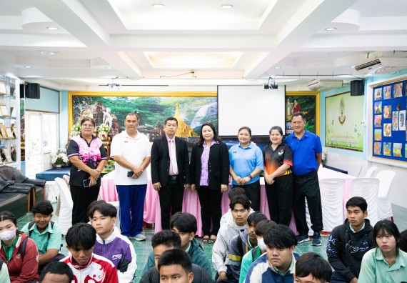 ภาพกิจกรรม คณะวิทยาศาสตร์และเทคโนโลยี จัดค่ายวิทยาศาสตร์สัญจร ปีการศึกษา 2566 ให้กับนักเรียนระดับชั้นมัธยมศึกษาตอนปลาย โรงเรียนโค้งไผ่วิทยา