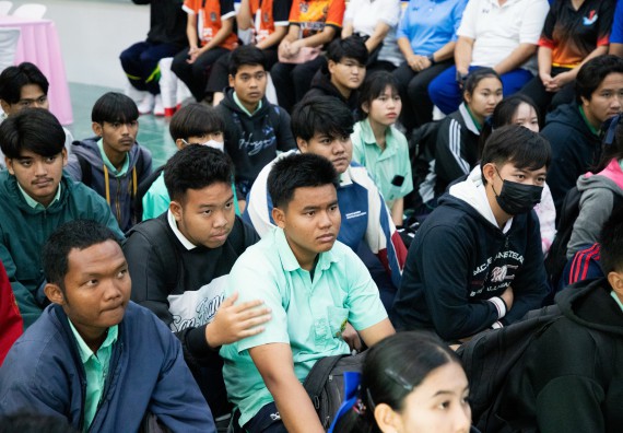 ภาพกิจกรรม คณะวิทยาศาสตร์และเทคโนโลยี จัดค่ายวิทยาศาสตร์สัญจร ปีการศึกษา 2566 ให้กับนักเรียนระดับชั้นมัธยมศึกษาตอนปลาย โรงเรียนโค้งไผ่วิทยา