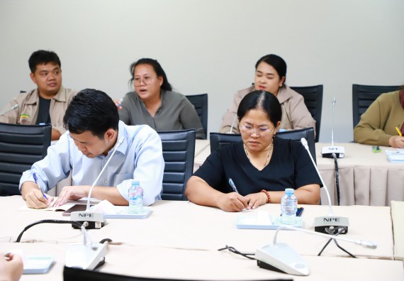 ภาพกิจกรรม  กองกลาง สำนักงานอธิการบดี และ คณะวิทยาศาสตร์และเทคโนโลยี ร่วมกันจัดการความรู้ แลกเปลี่ยนเรียนรู้ การพัฒนางานบริการและกำหนดแนวปฏิบัติร่วมกัน ตามนโยบายด้านการบริหารจัดการสิ่งแวดล้อมที่ยั่งยืน