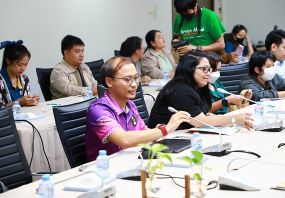 ภาพกิจกรรม  กองกลาง สำนักงานอธิการบดี และ คณะวิทยาศาสตร์และเทคโนโลยี ร่วมกันจัดการความรู้ แลกเปลี่ยนเรียนรู้ การพัฒนางานบริการและกำหนดแนวปฏิบัติร่วมกัน ตามนโยบายด้านการบริหารจัดการสิ่งแวดล้อมที่ยั่งยืน