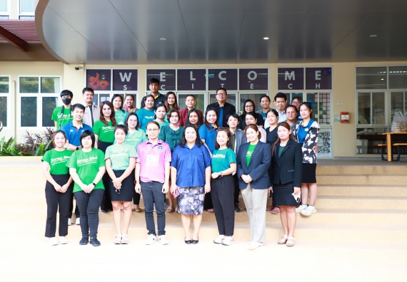 ภาพกิจกรรม  กองกลาง สำนักงานอธิการบดี และ คณะวิทยาศาสตร์และเทคโนโลยี ร่วมกันจัดการความรู้ แลกเปลี่ยนเรียนรู้ การพัฒนางานบริการและกำหนดแนวปฏิบัติร่วมกัน ตามนโยบายด้านการบริหารจัดการสิ่งแวดล้อมที่ยั่งยืน