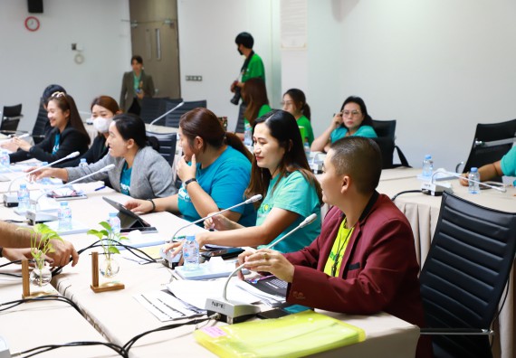 ภาพกิจกรรม  กองกลาง สำนักงานอธิการบดี และ คณะวิทยาศาสตร์และเทคโนโลยี ร่วมกันจัดการความรู้ แลกเปลี่ยนเรียนรู้ การพัฒนางานบริการและกำหนดแนวปฏิบัติร่วมกัน ตามนโยบายด้านการบริหารจัดการสิ่งแวดล้อมที่ยั่งยืน