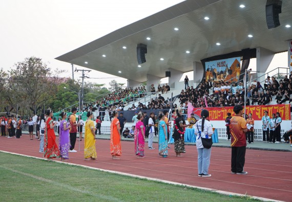 ภาพกิจกรรม  คณะวิทยาศาสตร์และเทคโนโลยี จัดโครงการส่งเสริมกีฬาสานสัมพันธ์ อนุรักษ์ ศิลปวัฒนธรรมและภูมิปัญญา กิจกรรมกีฬาสานสัมพันธ์ ปลาบึกเกมส์
