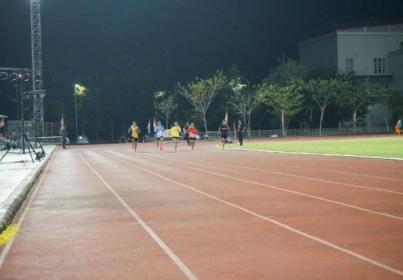 ภาพกิจกรรม  คณะวิทยาศาสตร์และเทคโนโลยี จัดโครงการส่งเสริมกีฬาสานสัมพันธ์ อนุรักษ์ ศิลปวัฒนธรรมและภูมิปัญญา กิจกรรมกีฬาสานสัมพันธ์ ปลาบึกเกมส์