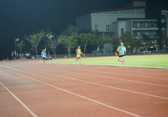 ภาพกิจกรรม  คณะวิทยาศาสตร์และเทคโนโลยี จัดโครงการส่งเสริมกีฬาสานสัมพันธ์ อนุรักษ์ ศิลปวัฒนธรรมและภูมิปัญญา กิจกรรมกีฬาสานสัมพันธ์ ปลาบึกเกมส์