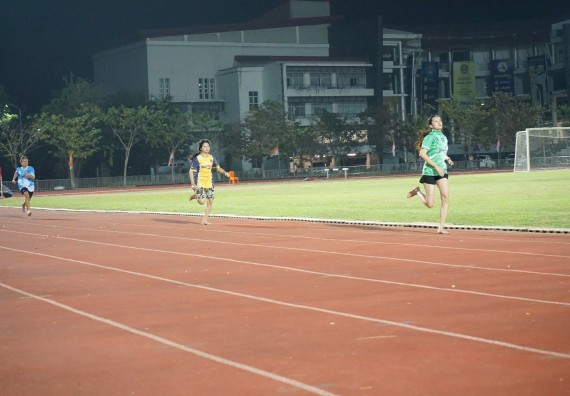 ภาพกิจกรรม  คณะวิทยาศาสตร์และเทคโนโลยี จัดโครงการส่งเสริมกีฬาสานสัมพันธ์ อนุรักษ์ ศิลปวัฒนธรรมและภูมิปัญญา กิจกรรมกีฬาสานสัมพันธ์ ปลาบึกเกมส์