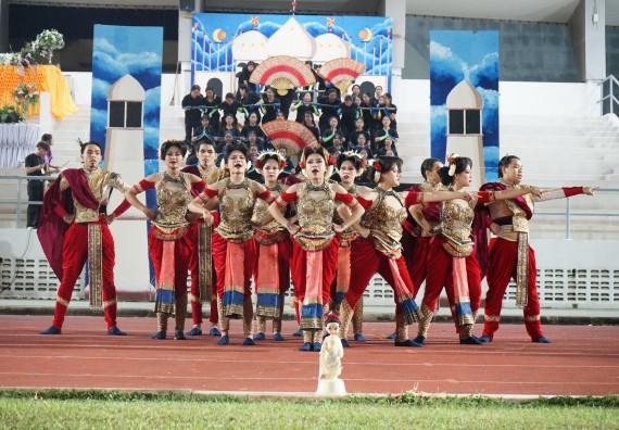 ภาพกิจกรรม  คณะวิทยาศาสตร์และเทคโนโลยี จัดโครงการส่งเสริมกีฬาสานสัมพันธ์ อนุรักษ์ ศิลปวัฒนธรรมและภูมิปัญญา กิจกรรมกีฬาสานสัมพันธ์ ปลาบึกเกมส์