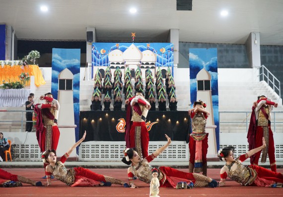 ภาพกิจกรรม  คณะวิทยาศาสตร์และเทคโนโลยี จัดโครงการส่งเสริมกีฬาสานสัมพันธ์ อนุรักษ์ ศิลปวัฒนธรรมและภูมิปัญญา กิจกรรมกีฬาสานสัมพันธ์ ปลาบึกเกมส์