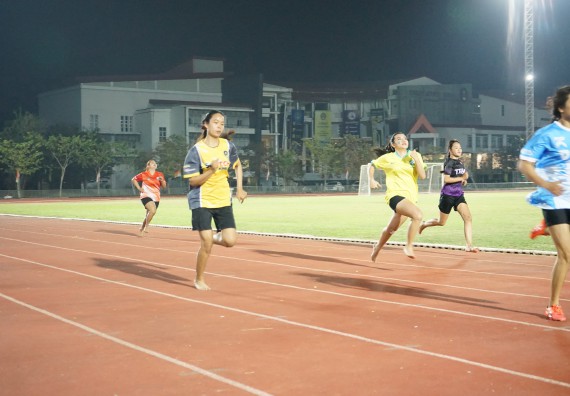 ภาพกิจกรรม  คณะวิทยาศาสตร์และเทคโนโลยี จัดโครงการส่งเสริมกีฬาสานสัมพันธ์ อนุรักษ์ ศิลปวัฒนธรรมและภูมิปัญญา กิจกรรมกีฬาสานสัมพันธ์ ปลาบึกเกมส์