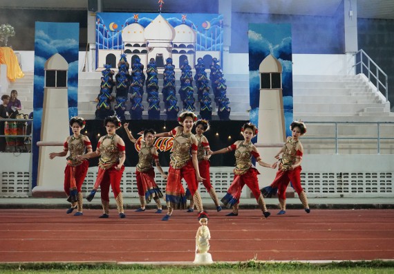 ภาพกิจกรรม  คณะวิทยาศาสตร์และเทคโนโลยี จัดโครงการส่งเสริมกีฬาสานสัมพันธ์ อนุรักษ์ ศิลปวัฒนธรรมและภูมิปัญญา กิจกรรมกีฬาสานสัมพันธ์ ปลาบึกเกมส์