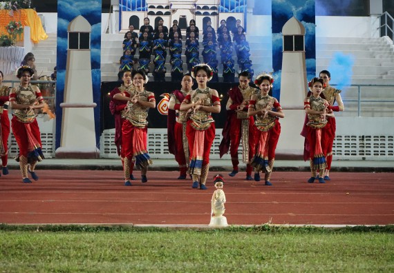 ภาพกิจกรรม  คณะวิทยาศาสตร์และเทคโนโลยี จัดโครงการส่งเสริมกีฬาสานสัมพันธ์ อนุรักษ์ ศิลปวัฒนธรรมและภูมิปัญญา กิจกรรมกีฬาสานสัมพันธ์ ปลาบึกเกมส์