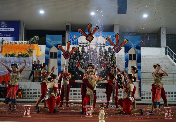 ภาพกิจกรรม  คณะวิทยาศาสตร์และเทคโนโลยี จัดโครงการส่งเสริมกีฬาสานสัมพันธ์ อนุรักษ์ ศิลปวัฒนธรรมและภูมิปัญญา กิจกรรมกีฬาสานสัมพันธ์ ปลาบึกเกมส์