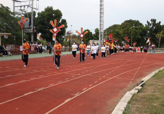 ภาพกิจกรรม  คณะวิทยาศาสตร์และเทคโนโลยี จัดโครงการส่งเสริมกีฬาสานสัมพันธ์ อนุรักษ์ ศิลปวัฒนธรรมและภูมิปัญญา กิจกรรมกีฬาสานสัมพันธ์ ปลาบึกเกมส์