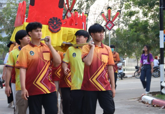 ภาพกิจกรรม  คณะวิทยาศาสตร์และเทคโนโลยี จัดโครงการส่งเสริมกีฬาสานสัมพันธ์ อนุรักษ์ ศิลปวัฒนธรรมและภูมิปัญญา กิจกรรมกีฬาสานสัมพันธ์ ปลาบึกเกมส์