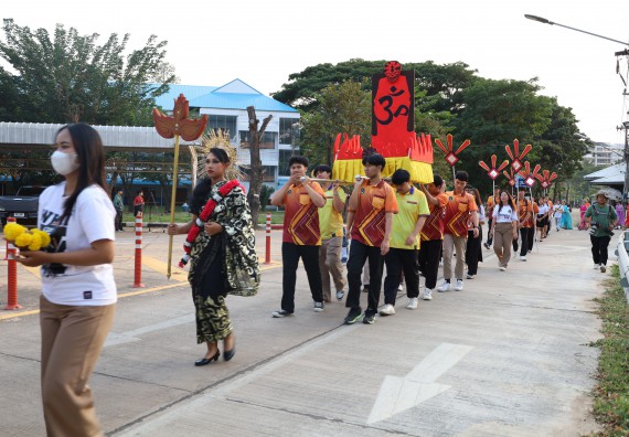 ภาพกิจกรรม  คณะวิทยาศาสตร์และเทคโนโลยี จัดโครงการส่งเสริมกีฬาสานสัมพันธ์ อนุรักษ์ ศิลปวัฒนธรรมและภูมิปัญญา กิจกรรมกีฬาสานสัมพันธ์ ปลาบึกเกมส์
