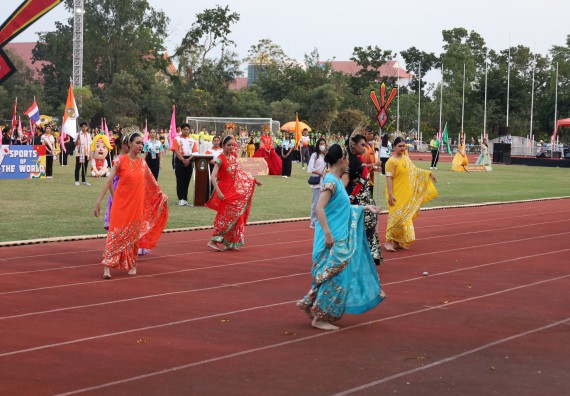 ภาพกิจกรรม  คณะวิทยาศาสตร์และเทคโนโลยี จัดโครงการส่งเสริมกีฬาสานสัมพันธ์ อนุรักษ์ ศิลปวัฒนธรรมและภูมิปัญญา กิจกรรมกีฬาสานสัมพันธ์ ปลาบึกเกมส์