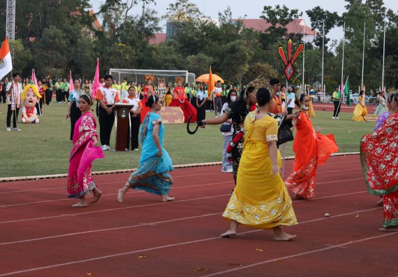 ภาพกิจกรรม  คณะวิทยาศาสตร์และเทคโนโลยี จัดโครงการส่งเสริมกีฬาสานสัมพันธ์ อนุรักษ์ ศิลปวัฒนธรรมและภูมิปัญญา กิจกรรมกีฬาสานสัมพันธ์ ปลาบึกเกมส์