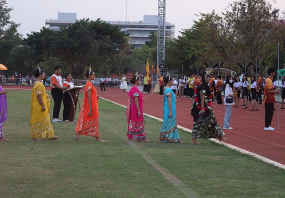 ภาพกิจกรรม  คณะวิทยาศาสตร์และเทคโนโลยี จัดโครงการส่งเสริมกีฬาสานสัมพันธ์ อนุรักษ์ ศิลปวัฒนธรรมและภูมิปัญญา กิจกรรมกีฬาสานสัมพันธ์ ปลาบึกเกมส์
