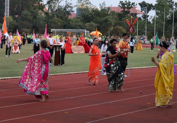 ภาพกิจกรรม  คณะวิทยาศาสตร์และเทคโนโลยี จัดโครงการส่งเสริมกีฬาสานสัมพันธ์ อนุรักษ์ ศิลปวัฒนธรรมและภูมิปัญญา กิจกรรมกีฬาสานสัมพันธ์ ปลาบึกเกมส์