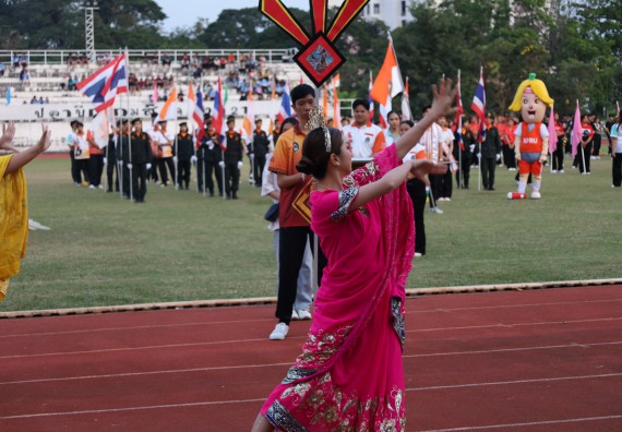 ภาพกิจกรรม  คณะวิทยาศาสตร์และเทคโนโลยี จัดโครงการส่งเสริมกีฬาสานสัมพันธ์ อนุรักษ์ ศิลปวัฒนธรรมและภูมิปัญญา กิจกรรมกีฬาสานสัมพันธ์ ปลาบึกเกมส์