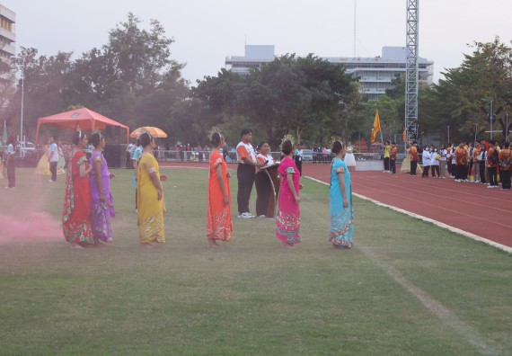 ภาพกิจกรรม  คณะวิทยาศาสตร์และเทคโนโลยี จัดโครงการส่งเสริมกีฬาสานสัมพันธ์ อนุรักษ์ ศิลปวัฒนธรรมและภูมิปัญญา กิจกรรมกีฬาสานสัมพันธ์ ปลาบึกเกมส์
