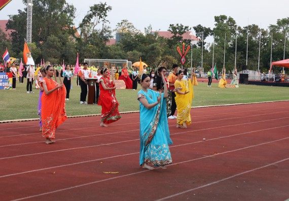 ภาพกิจกรรม  คณะวิทยาศาสตร์และเทคโนโลยี จัดโครงการส่งเสริมกีฬาสานสัมพันธ์ อนุรักษ์ ศิลปวัฒนธรรมและภูมิปัญญา กิจกรรมกีฬาสานสัมพันธ์ ปลาบึกเกมส์