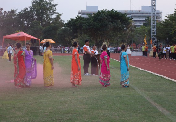 ภาพกิจกรรม  คณะวิทยาศาสตร์และเทคโนโลยี จัดโครงการส่งเสริมกีฬาสานสัมพันธ์ อนุรักษ์ ศิลปวัฒนธรรมและภูมิปัญญา กิจกรรมกีฬาสานสัมพันธ์ ปลาบึกเกมส์