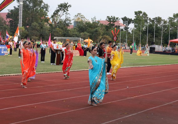 ภาพกิจกรรม  คณะวิทยาศาสตร์และเทคโนโลยี จัดโครงการส่งเสริมกีฬาสานสัมพันธ์ อนุรักษ์ ศิลปวัฒนธรรมและภูมิปัญญา กิจกรรมกีฬาสานสัมพันธ์ ปลาบึกเกมส์