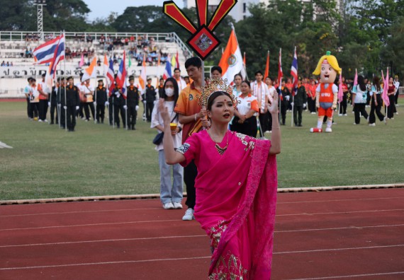 ภาพกิจกรรม  คณะวิทยาศาสตร์และเทคโนโลยี จัดโครงการส่งเสริมกีฬาสานสัมพันธ์ อนุรักษ์ ศิลปวัฒนธรรมและภูมิปัญญา กิจกรรมกีฬาสานสัมพันธ์ ปลาบึกเกมส์