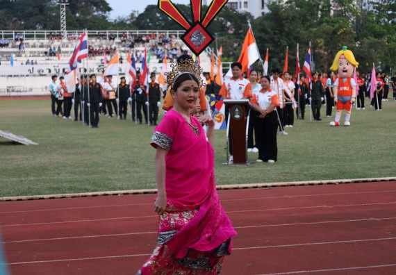 ภาพกิจกรรม  คณะวิทยาศาสตร์และเทคโนโลยี จัดโครงการส่งเสริมกีฬาสานสัมพันธ์ อนุรักษ์ ศิลปวัฒนธรรมและภูมิปัญญา กิจกรรมกีฬาสานสัมพันธ์ ปลาบึกเกมส์