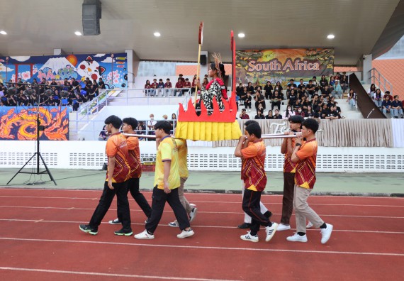 ภาพกิจกรรม  คณะวิทยาศาสตร์และเทคโนโลยี จัดโครงการส่งเสริมกีฬาสานสัมพันธ์ อนุรักษ์ ศิลปวัฒนธรรมและภูมิปัญญา กิจกรรมกีฬาสานสัมพันธ์ ปลาบึกเกมส์