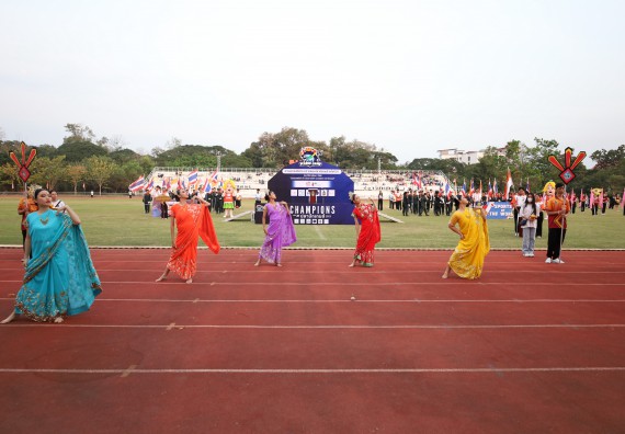 ภาพกิจกรรม  คณะวิทยาศาสตร์และเทคโนโลยี จัดโครงการส่งเสริมกีฬาสานสัมพันธ์ อนุรักษ์ ศิลปวัฒนธรรมและภูมิปัญญา กิจกรรมกีฬาสานสัมพันธ์ ปลาบึกเกมส์