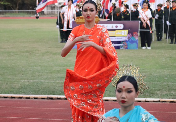 ภาพกิจกรรม  คณะวิทยาศาสตร์และเทคโนโลยี จัดโครงการส่งเสริมกีฬาสานสัมพันธ์ อนุรักษ์ ศิลปวัฒนธรรมและภูมิปัญญา กิจกรรมกีฬาสานสัมพันธ์ ปลาบึกเกมส์