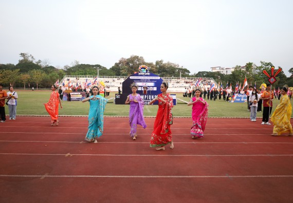 ภาพกิจกรรม  คณะวิทยาศาสตร์และเทคโนโลยี จัดโครงการส่งเสริมกีฬาสานสัมพันธ์ อนุรักษ์ ศิลปวัฒนธรรมและภูมิปัญญา กิจกรรมกีฬาสานสัมพันธ์ ปลาบึกเกมส์