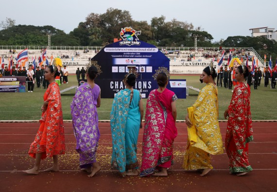 ภาพกิจกรรม  คณะวิทยาศาสตร์และเทคโนโลยี จัดโครงการส่งเสริมกีฬาสานสัมพันธ์ อนุรักษ์ ศิลปวัฒนธรรมและภูมิปัญญา กิจกรรมกีฬาสานสัมพันธ์ ปลาบึกเกมส์