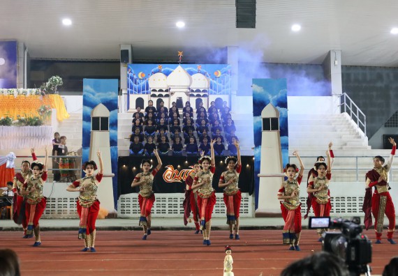 ภาพกิจกรรม  คณะวิทยาศาสตร์และเทคโนโลยี จัดโครงการส่งเสริมกีฬาสานสัมพันธ์ อนุรักษ์ ศิลปวัฒนธรรมและภูมิปัญญา กิจกรรมกีฬาสานสัมพันธ์ ปลาบึกเกมส์