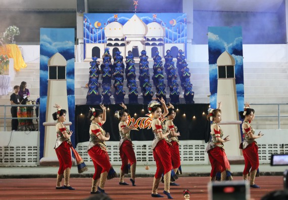 ภาพกิจกรรม  คณะวิทยาศาสตร์และเทคโนโลยี จัดโครงการส่งเสริมกีฬาสานสัมพันธ์ อนุรักษ์ ศิลปวัฒนธรรมและภูมิปัญญา กิจกรรมกีฬาสานสัมพันธ์ ปลาบึกเกมส์