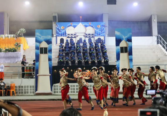 ภาพกิจกรรม  คณะวิทยาศาสตร์และเทคโนโลยี จัดโครงการส่งเสริมกีฬาสานสัมพันธ์ อนุรักษ์ ศิลปวัฒนธรรมและภูมิปัญญา กิจกรรมกีฬาสานสัมพันธ์ ปลาบึกเกมส์