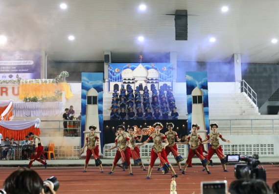 ภาพกิจกรรม  คณะวิทยาศาสตร์และเทคโนโลยี จัดโครงการส่งเสริมกีฬาสานสัมพันธ์ อนุรักษ์ ศิลปวัฒนธรรมและภูมิปัญญา กิจกรรมกีฬาสานสัมพันธ์ ปลาบึกเกมส์