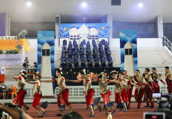 ภาพกิจกรรม  คณะวิทยาศาสตร์และเทคโนโลยี จัดโครงการส่งเสริมกีฬาสานสัมพันธ์ อนุรักษ์ ศิลปวัฒนธรรมและภูมิปัญญา กิจกรรมกีฬาสานสัมพันธ์ ปลาบึกเกมส์