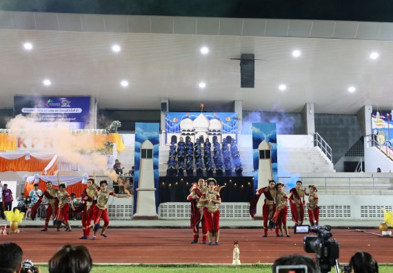 ภาพกิจกรรม  คณะวิทยาศาสตร์และเทคโนโลยี จัดโครงการส่งเสริมกีฬาสานสัมพันธ์ อนุรักษ์ ศิลปวัฒนธรรมและภูมิปัญญา กิจกรรมกีฬาสานสัมพันธ์ ปลาบึกเกมส์