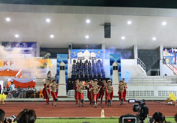 ภาพกิจกรรม  คณะวิทยาศาสตร์และเทคโนโลยี จัดโครงการส่งเสริมกีฬาสานสัมพันธ์ อนุรักษ์ ศิลปวัฒนธรรมและภูมิปัญญา กิจกรรมกีฬาสานสัมพันธ์ ปลาบึกเกมส์