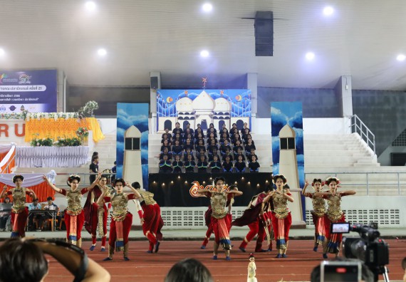 ภาพกิจกรรม  คณะวิทยาศาสตร์และเทคโนโลยี จัดโครงการส่งเสริมกีฬาสานสัมพันธ์ อนุรักษ์ ศิลปวัฒนธรรมและภูมิปัญญา กิจกรรมกีฬาสานสัมพันธ์ ปลาบึกเกมส์